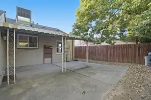 3324 56th St, Sacramento, CA 95820 - Photo 20