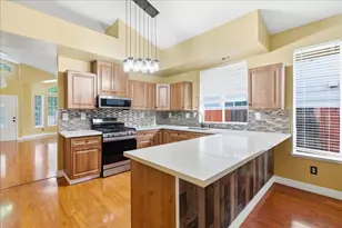 8404 Misty Pass Way, Antelope, CA 95843 - Photo 10