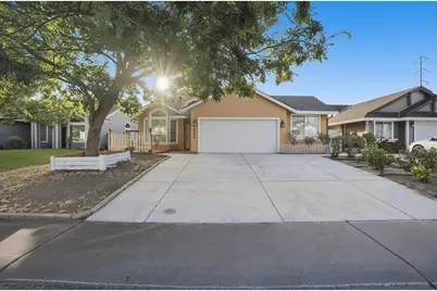 8404 Misty Pass Way, Antelope, CA 95843 - Photo 2