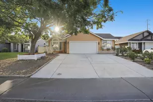 8404 Misty Pass Way, Antelope, CA 95843 - Photo 2