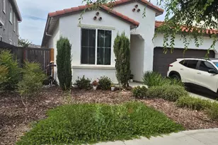 2059 Englebright, Plumas Lake, CA 95961 - Photo 2