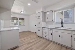 1005 Austin St, Madera, CA 93638 - Photo 16
