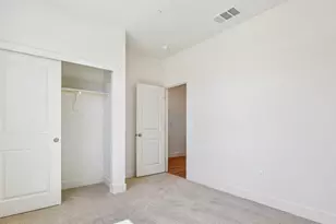 7974 Riverflow Wy, Sacramento, CA 95832 - Photo 20