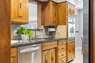 5501 Moddison Ave, Sacramento, CA 95819 - Photo 8