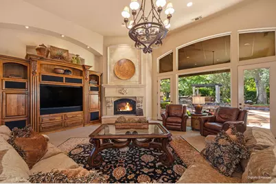 4042 Errante Drive, El Dorado Hills, CA 95762 - Photo 8
