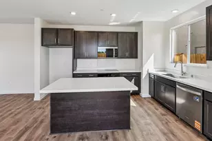 2927 Porcelain St, Lincoln, CA 95648 - Photo 2