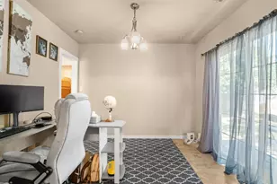 1629 W Poplar St, Stockton, CA 95203 - Photo 10
