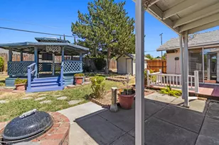 7028 Bismarck Dr, North Highlands, CA 95660 - Photo 28