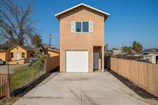 2379 E Willow St, Stockton, CA 95205 - Photo 28