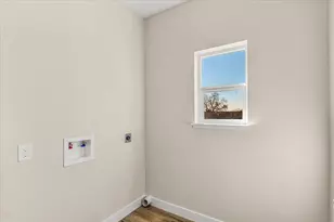 2379 E Willow St, Stockton, CA 95205 - Photo 24