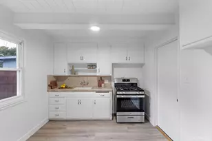 5511 Alcott Dr, Sacramento, CA 95820 - Photo 4