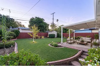 5511 Alcott Drive, Sacramento, CA 95820 - Photo 6