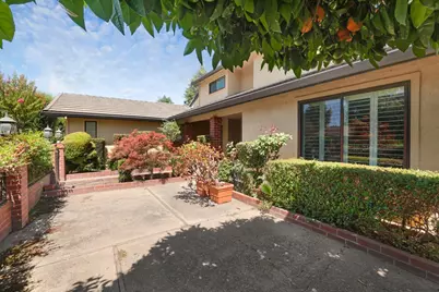 2318 Pheasant Run Circle, Stockton, CA 95207 - Photo 4