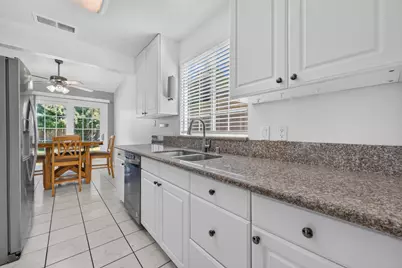 10951 Hirschfeld Way, Rancho Cordova, CA 95670 - Photo 18