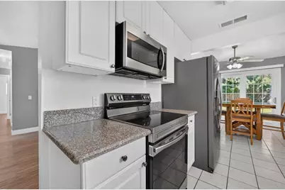10951 Hirschfeld Way, Rancho Cordova, CA 95670 - Photo 16