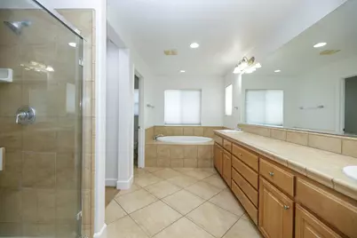 2049 Baluchi Way, Oakdale, CA 95361 - Photo 32