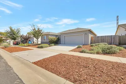 4025 Norby Court, Olivehurst, CA 95961 - Photo 2