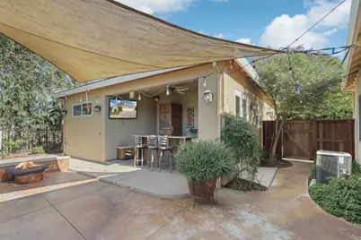 147 Edelweiss Way, Galt, CA 95632 - Photo 32