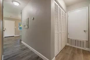 201 Woodrow Ave, Modesto, CA 95350 - Photo 14