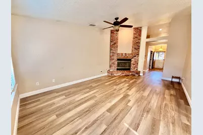 8809 Bridalsmith Drive, Sacramento, CA 95828 - Photo 6