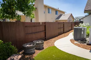 8809 Bridalsmith Dr, Sacramento, CA 95828 - Photo 50