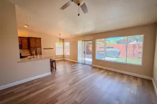 8809 Bridalsmith Dr, Sacramento, CA 95828 - Photo 6