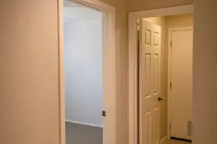 8809 Bridalsmith Dr, Sacramento, CA 95828 - Photo 22