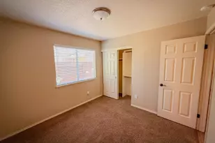 8809 Bridalsmith Dr, Sacramento, CA 95828 - Photo 32