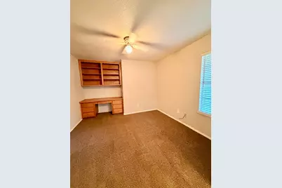 8809 Bridalsmith Drive, Sacramento, CA 95828 - Photo 12