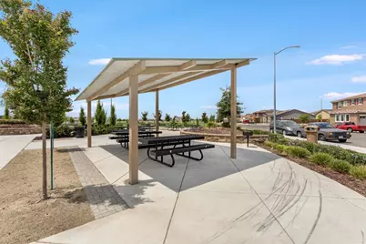 851 Rosazzo Lane, Manteca, CA 95337 - Photo 32