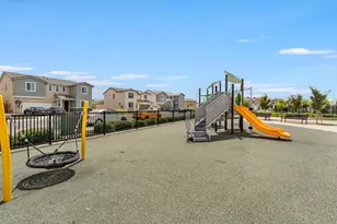 851 Rosazzo Ln, Manteca, CA 95337 - Photo 38