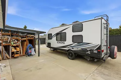 720 Lake Canyon Avenue, Galt, CA 95632 - Photo 40