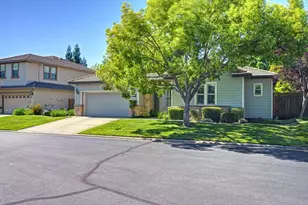 208 Soaring Hawk Pl, Lincoln, CA 95648 - Photo 2