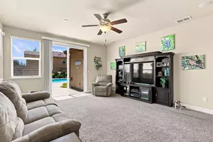 101 Gerrard Ct, Roseville, CA 95661 - Photo 8