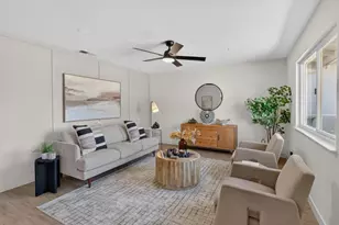 8732 El Toreador Way, Elk Grove, CA 95624 - Photo 4