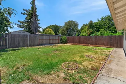8732 El Toreador Way, Elk Grove, CA 95624 - Photo 20