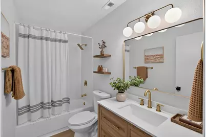 8732 El Toreador Way, Elk Grove, CA 95624 - Photo 12