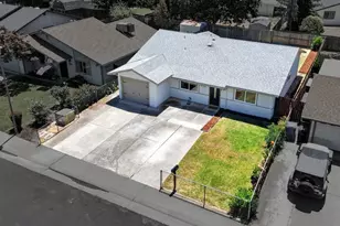 8732 El Toreador Way, Elk Grove, CA 95624 - Photo 24