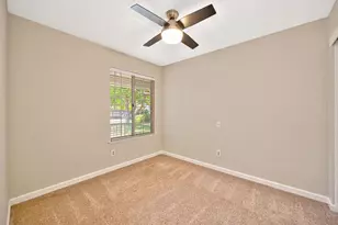 2712 Stoughton Way, Sacramento, CA 95827 - Photo 10