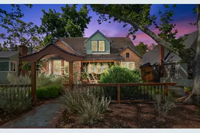 2509 10th Avenue, Sacramento, CA 95818 - Photo 2