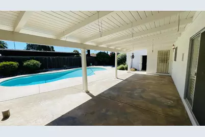 712 Leytonstone Avenue, Modesto, CA 95355 - Photo 32