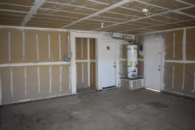 1019 Henry Long Boulevard, Stockton, CA 95206 - Photo 18