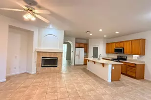 190 Belfont Cir, Sacramento, CA 95835 - Photo 10