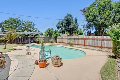 9925 Aries Way, Sacramento, CA 95827 - Photo 22