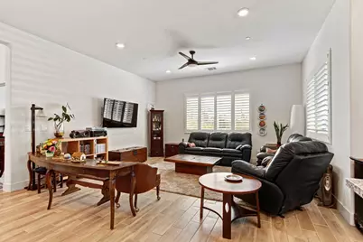 2752 Brookshire Circle, Woodland, CA 95776 - Photo 8