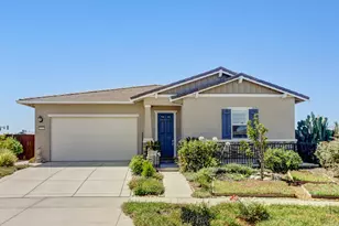 2752 Brookshire Cir, Woodland, CA 95776 - Photo 2