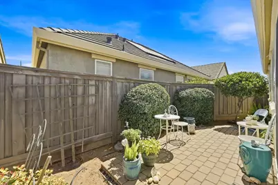 7439 Chatterton Way, Sacramento, CA 95829 - Photo 32