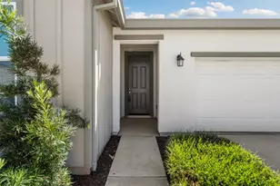 749 Creekview Cir, Galt, CA 95632 - Photo 4