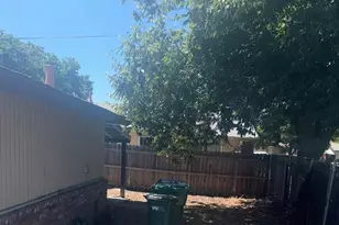 302 Cordova Ln, Stockton, CA 95207 - Photo 16