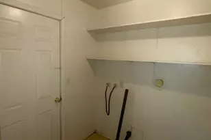 302 Cordova Ln, Stockton, CA 95207 - Photo 8